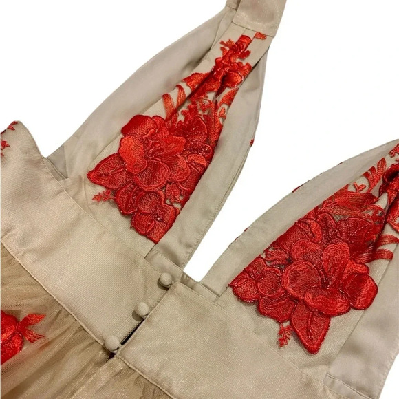 Free People Sarah Embroidered Mini Dress size Medium NWT - Picture 7 of 10